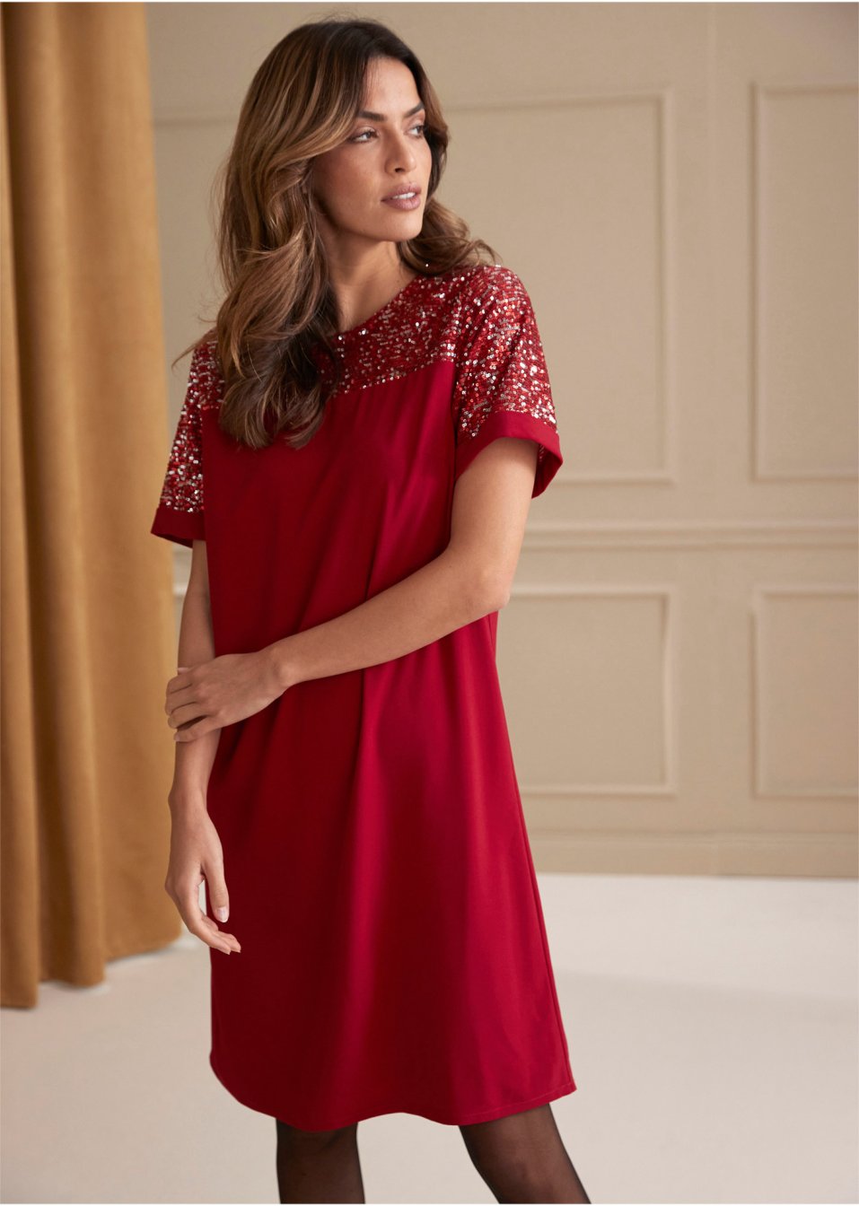 Robe à empiècement en paillettes