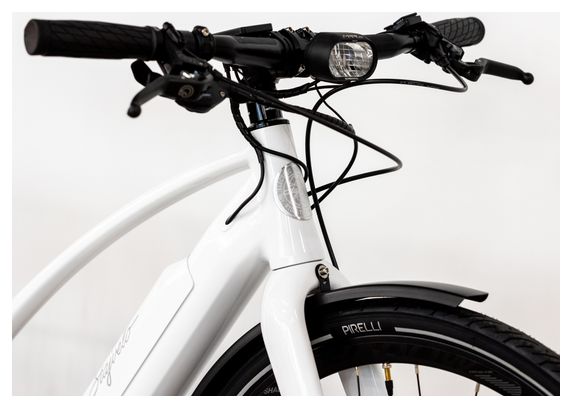 Vélo de Ville Électrique Stajvélo Nomades Sram GX 11V 500 Wh 700 mm Blanc 2022