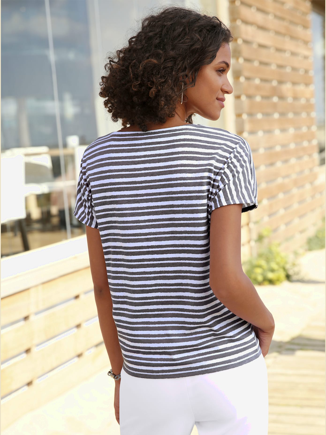 T-shirt femme col rond classique à rayures