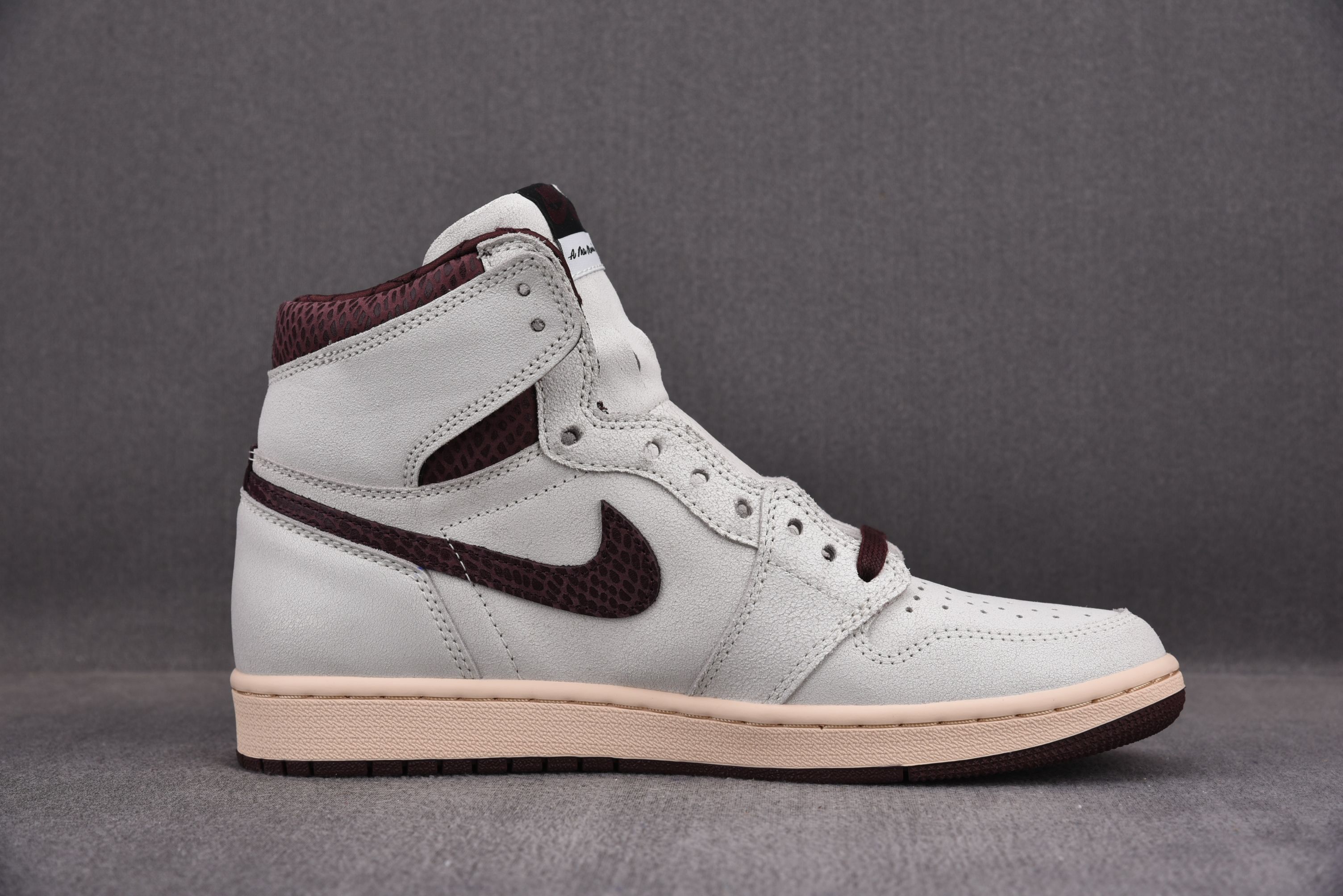 Jordan 1 Retro High OG A Ma Maniére