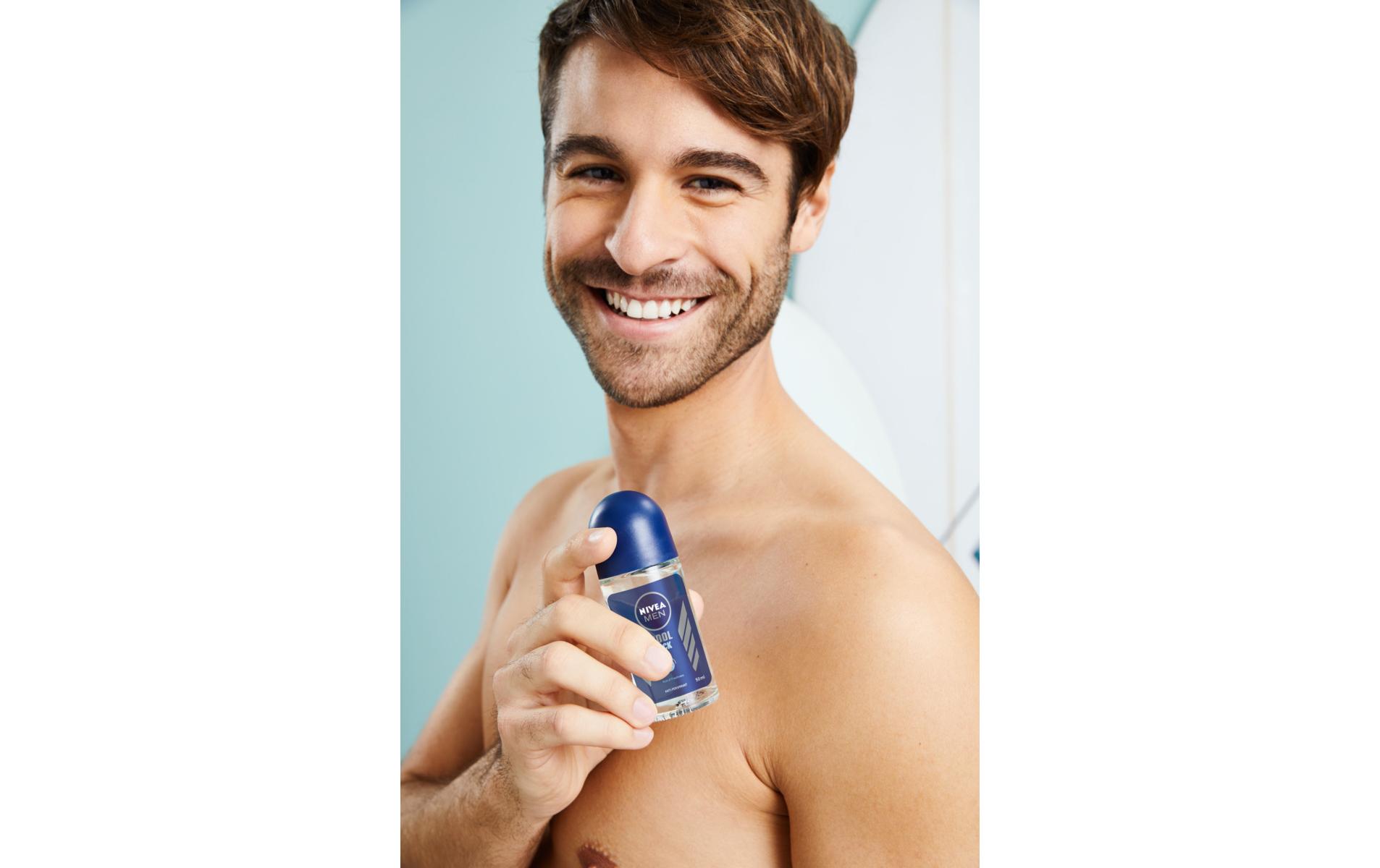 Deo Roll-on Cool Kick Male 50 mlErlebe einen kühlenden Frische-Kick und zuverlässigen Schutz den ganzen Tag: NIVEA MEN DEO Cool Kick Roll-on