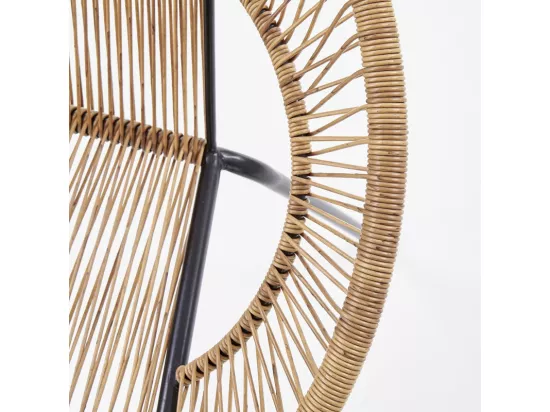 Fauteuil en rotin synthétique avec structure noire en acier HOLIDAYS
