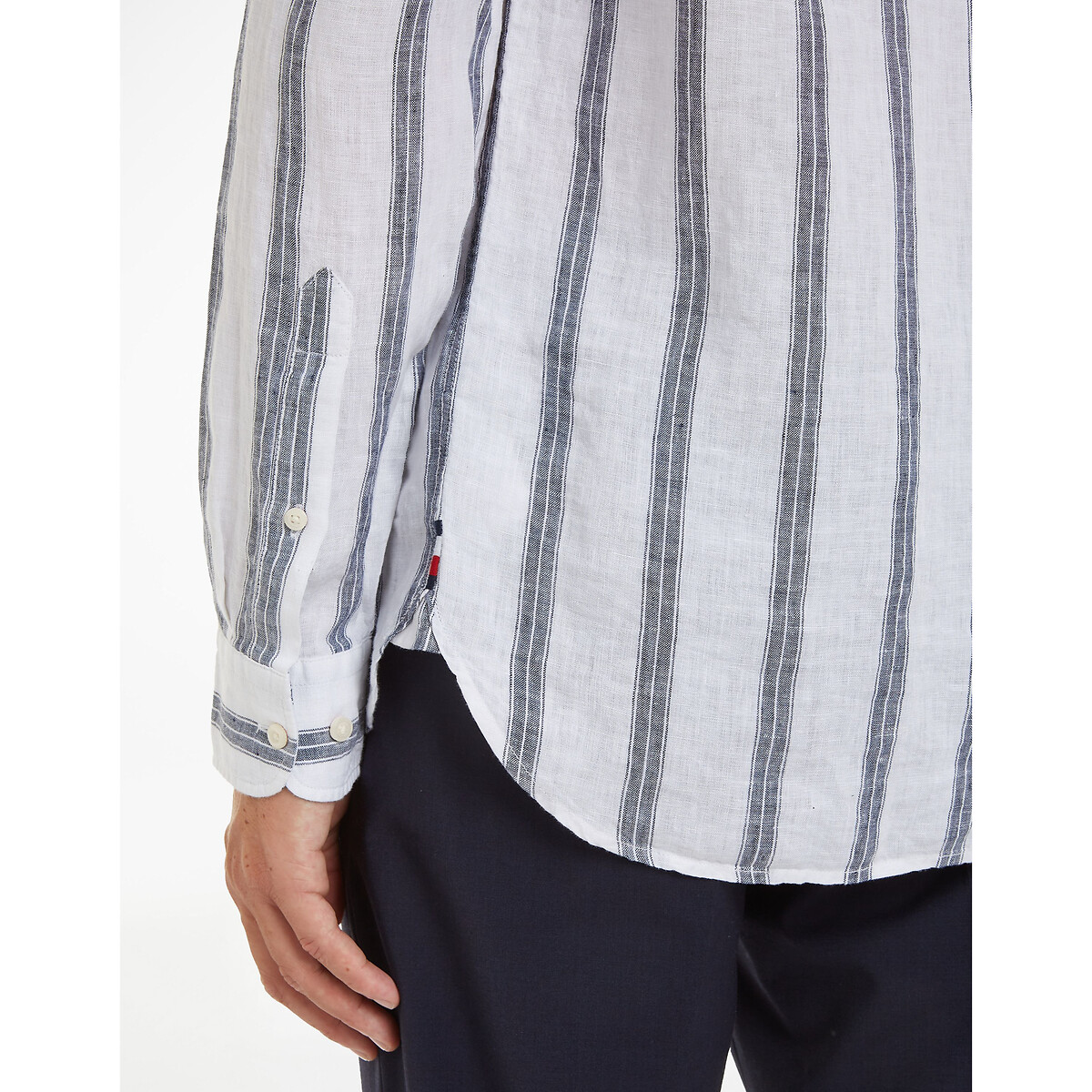 TOMMY HILFIGER<br>Camisa em linho listrado