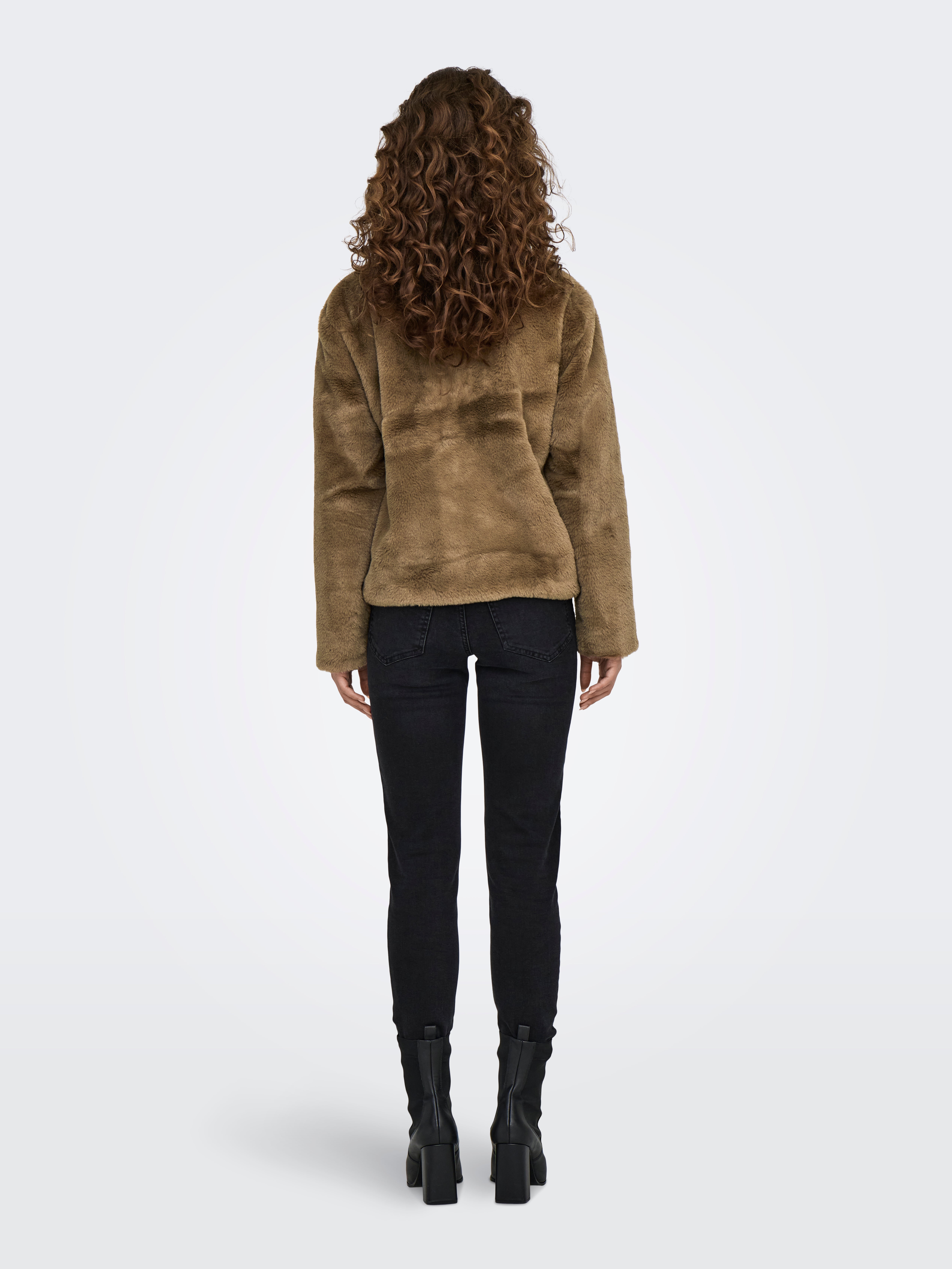 JDYESTHER Kunstfell Jacke Malt Ball