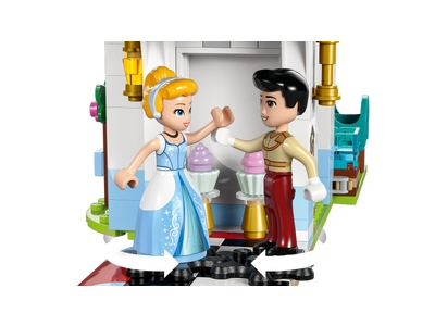 LEGO Assepoesters kasteel en paardenkoets (43275)