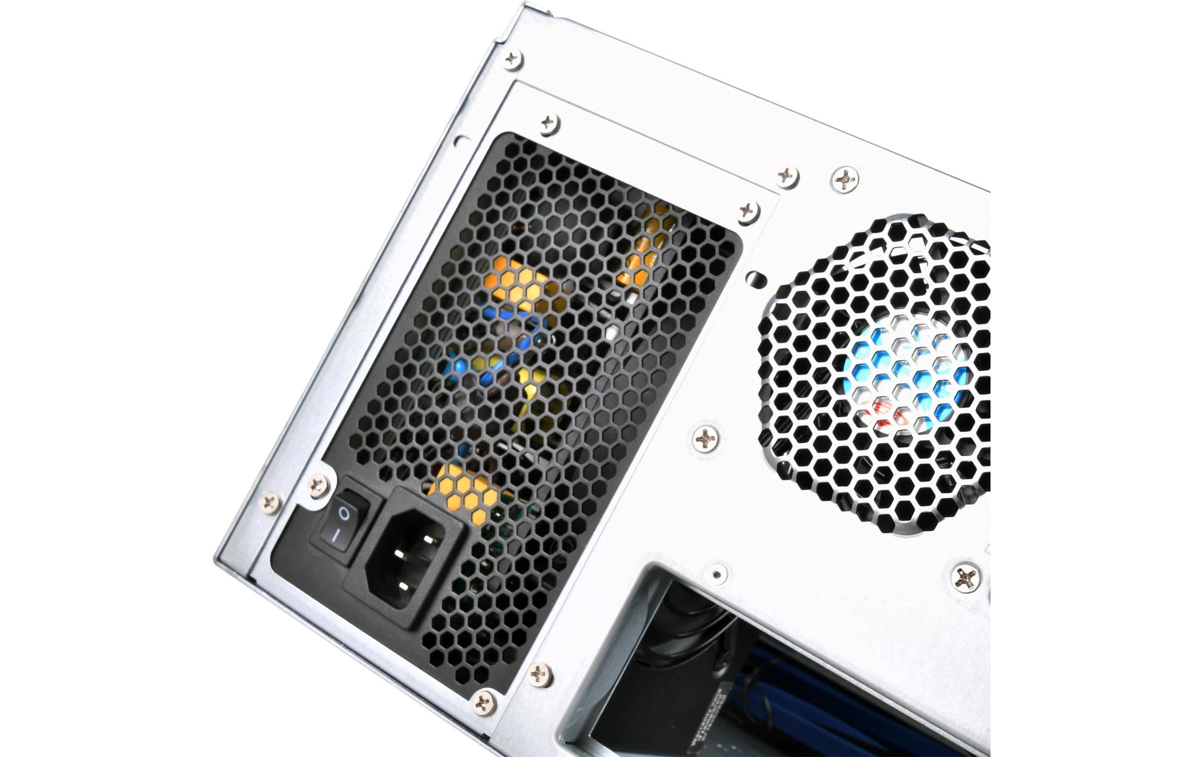 Gehäuse RM400<br>Servergehäuse mit abschliessbarer Fronttür für zusätzliche Sicherheit