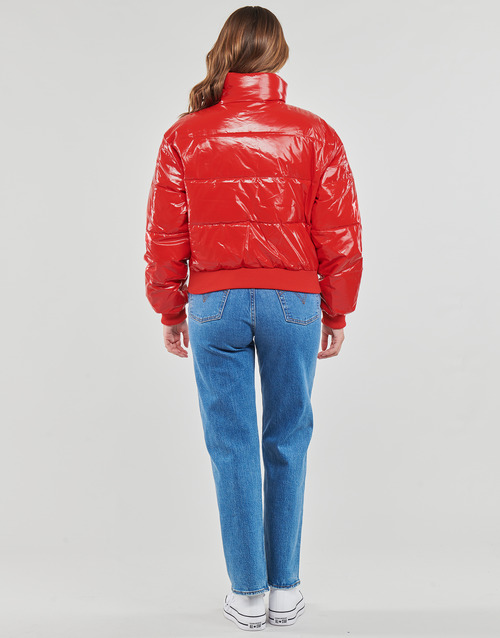 Tommy Jeans - TJW BADGE GLOSSY PUFFER - Rouge