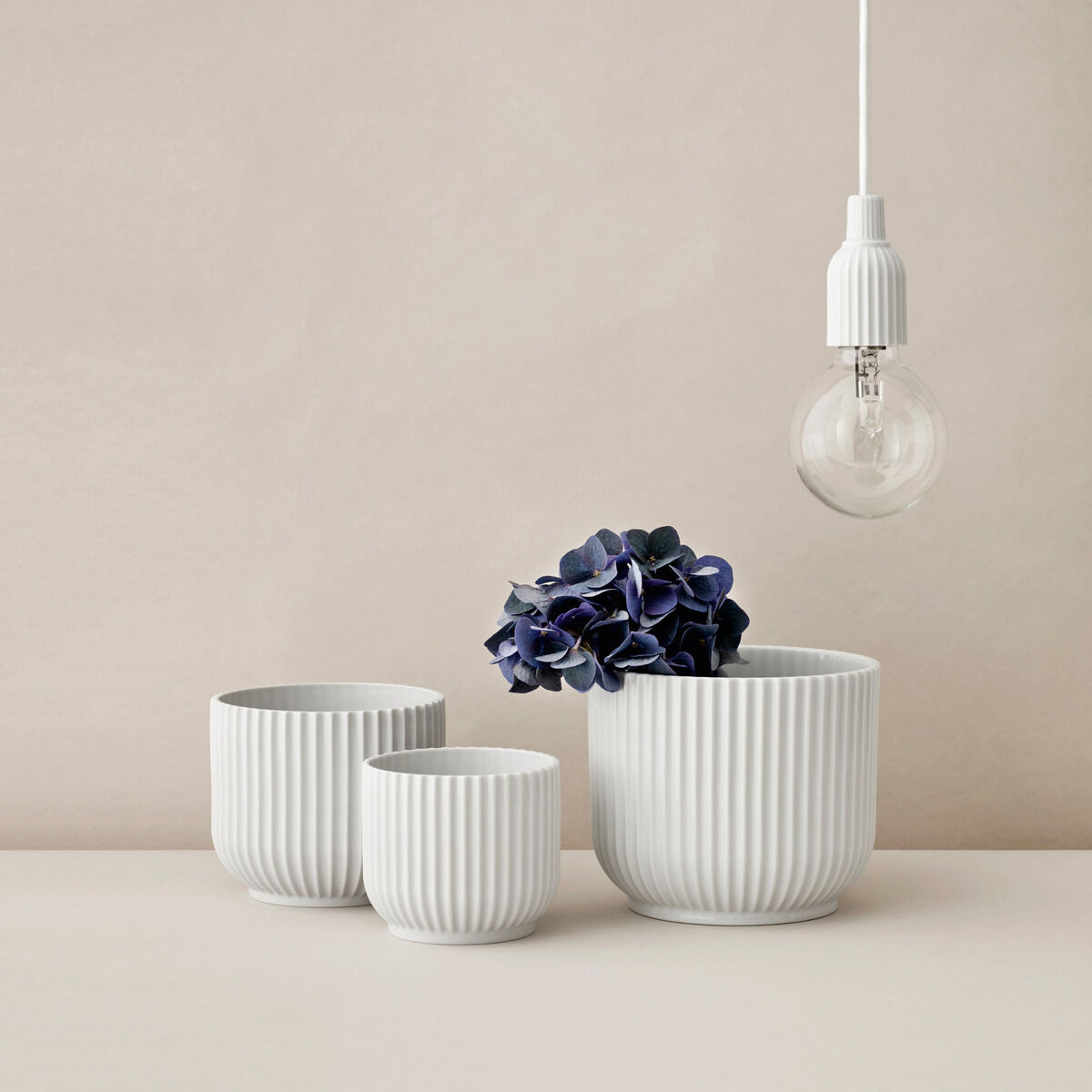 Flowerpot, stor (H 18,9 x Ø 18 cm.)