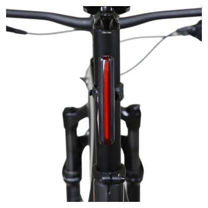 Éclairage Arrière Rechargeable Neatt Long 10 cm