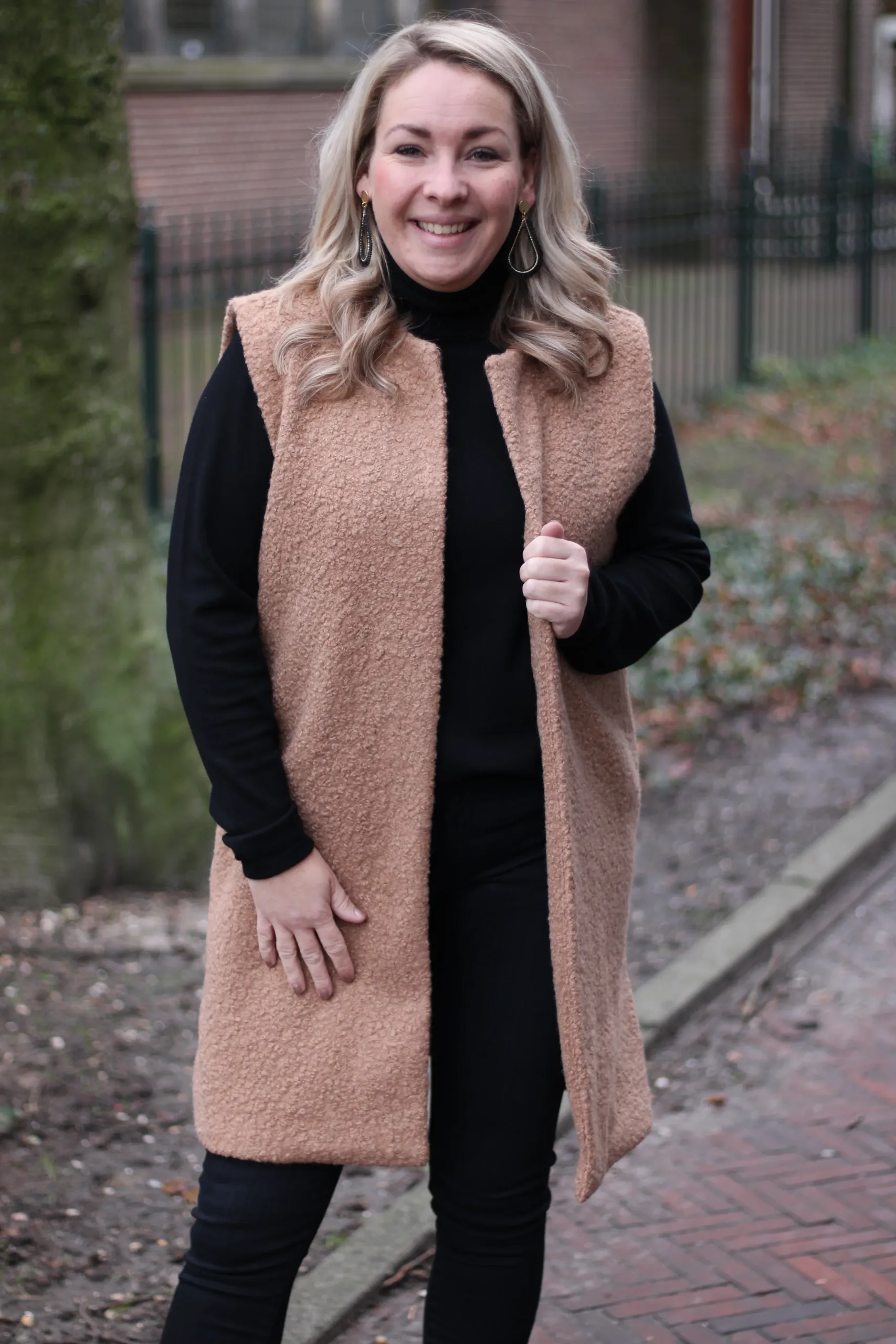 Macy Boucle Gilet Lang - Camel