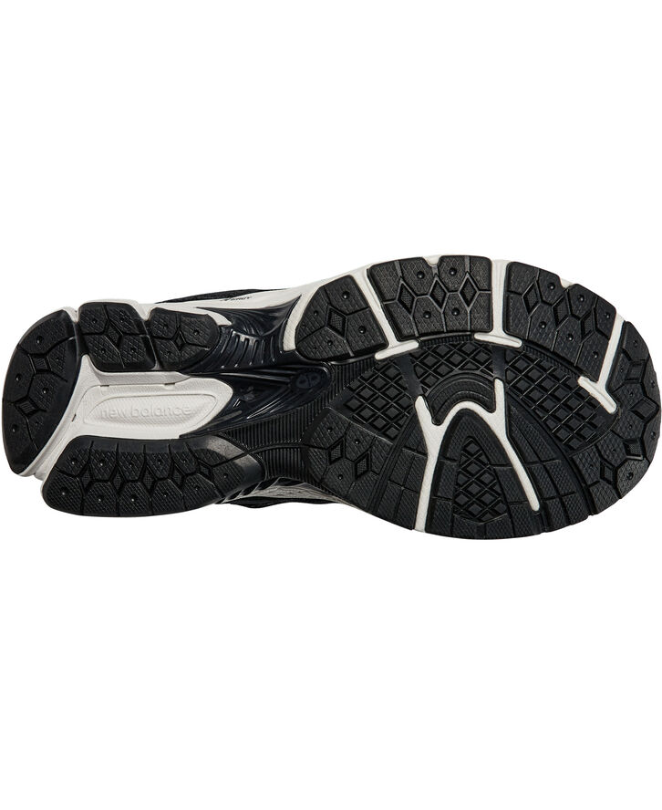 New Balance New Balance 2002 Kids Lace Black
