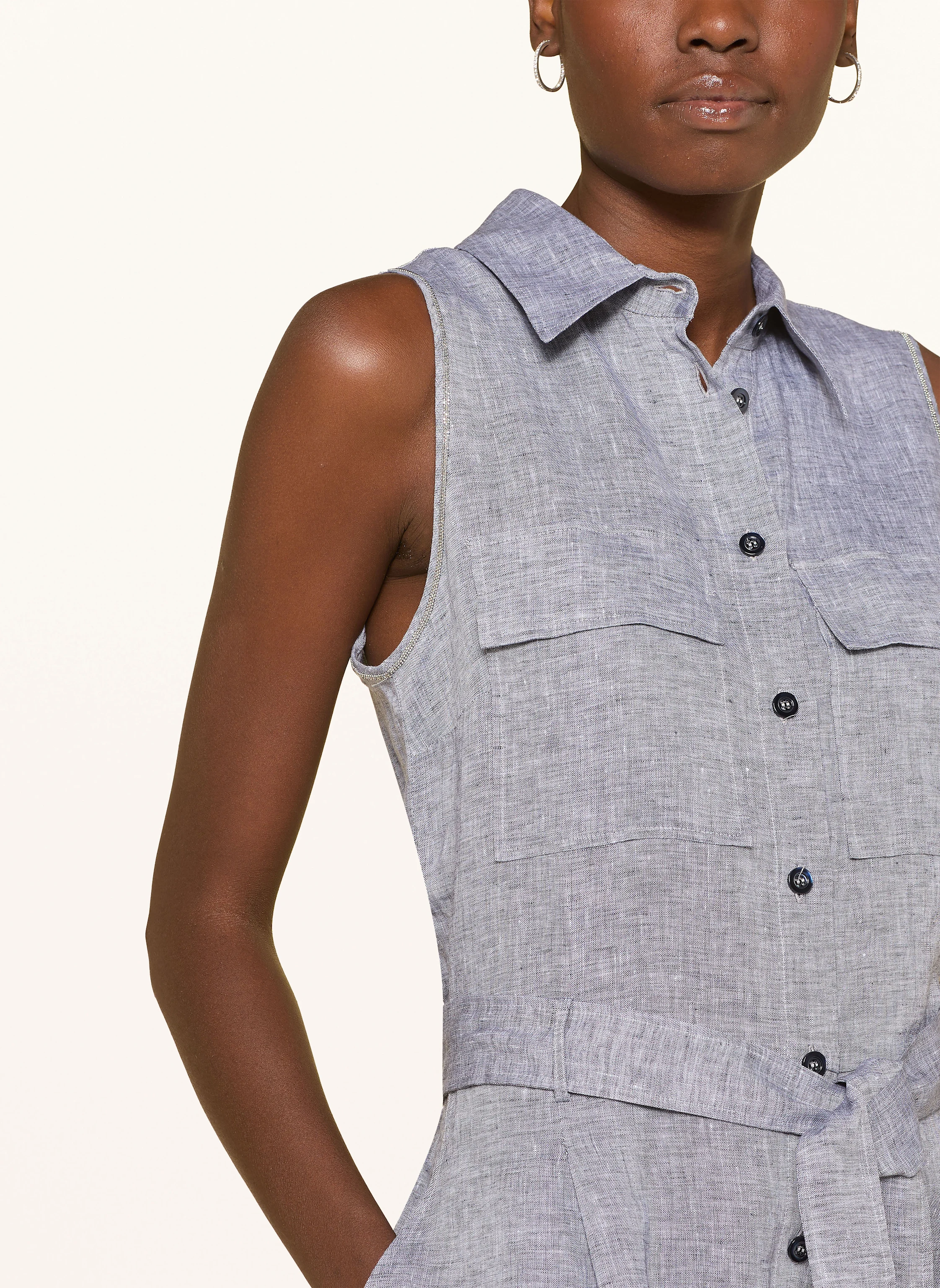 PESERICO Leinen-Jumpsuit mit Schmuckperlen