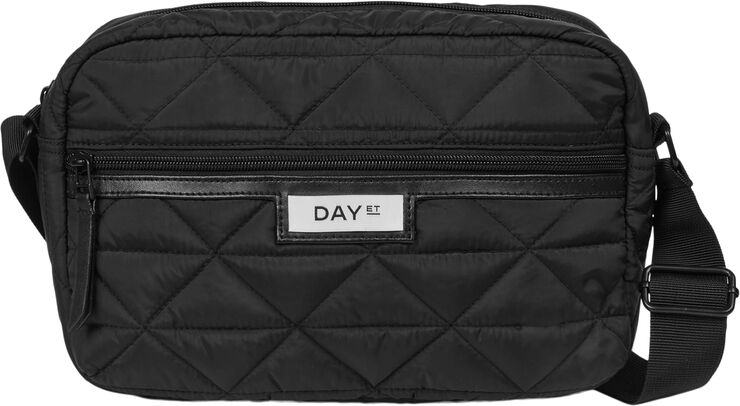 DAY ET Day Gweneth RE-Q Tune Camera Black