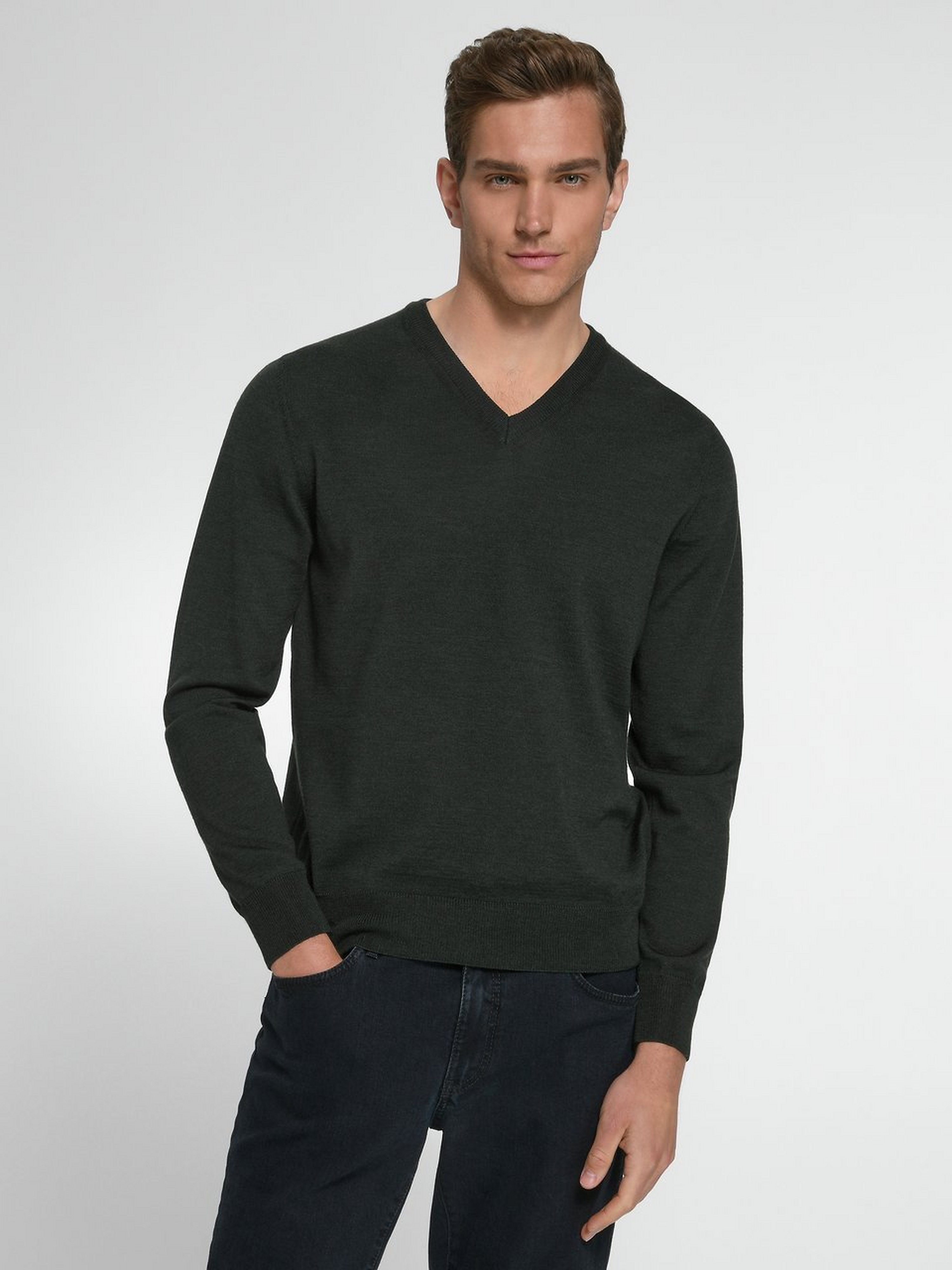V-Pullover