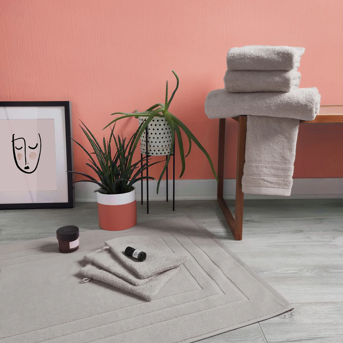 Tapis de bain DODO MINERAL - Coloris GRIS CLAIR