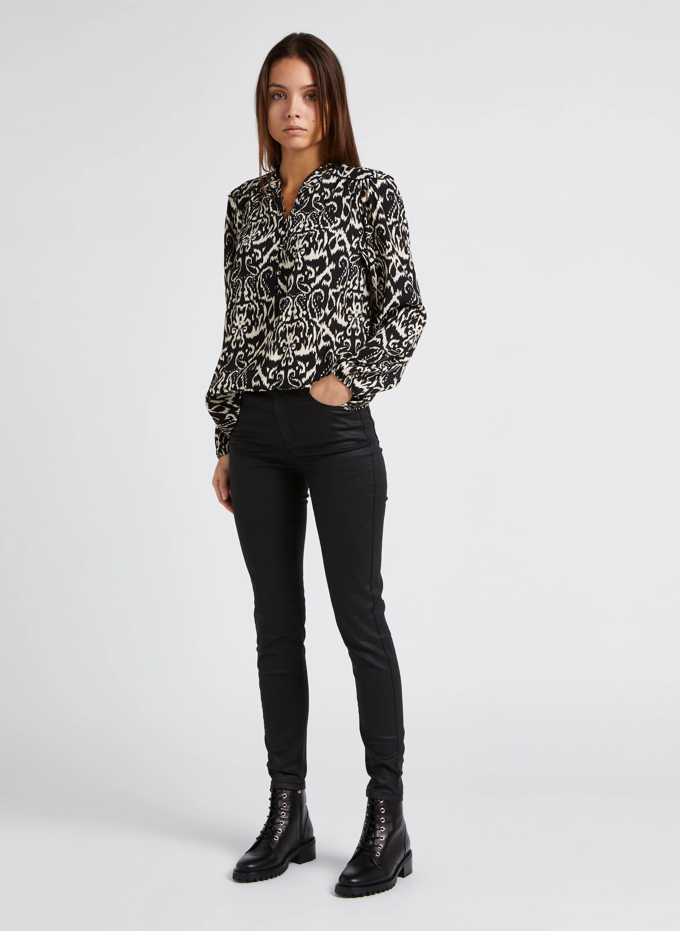 SUZY - Jean slim enduit taille haute | Noir