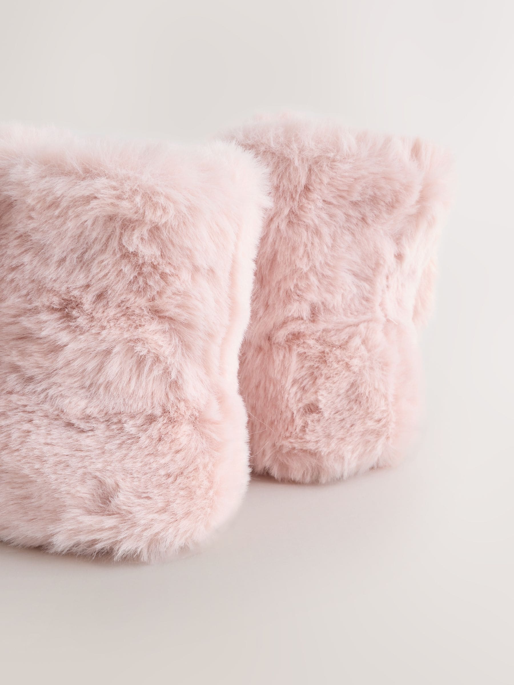 Roze - Pantoffellaarzen van imitatiebont met konijntjes