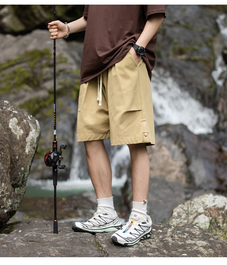 Really Point - Mid Rise Plain Cargo Shorts