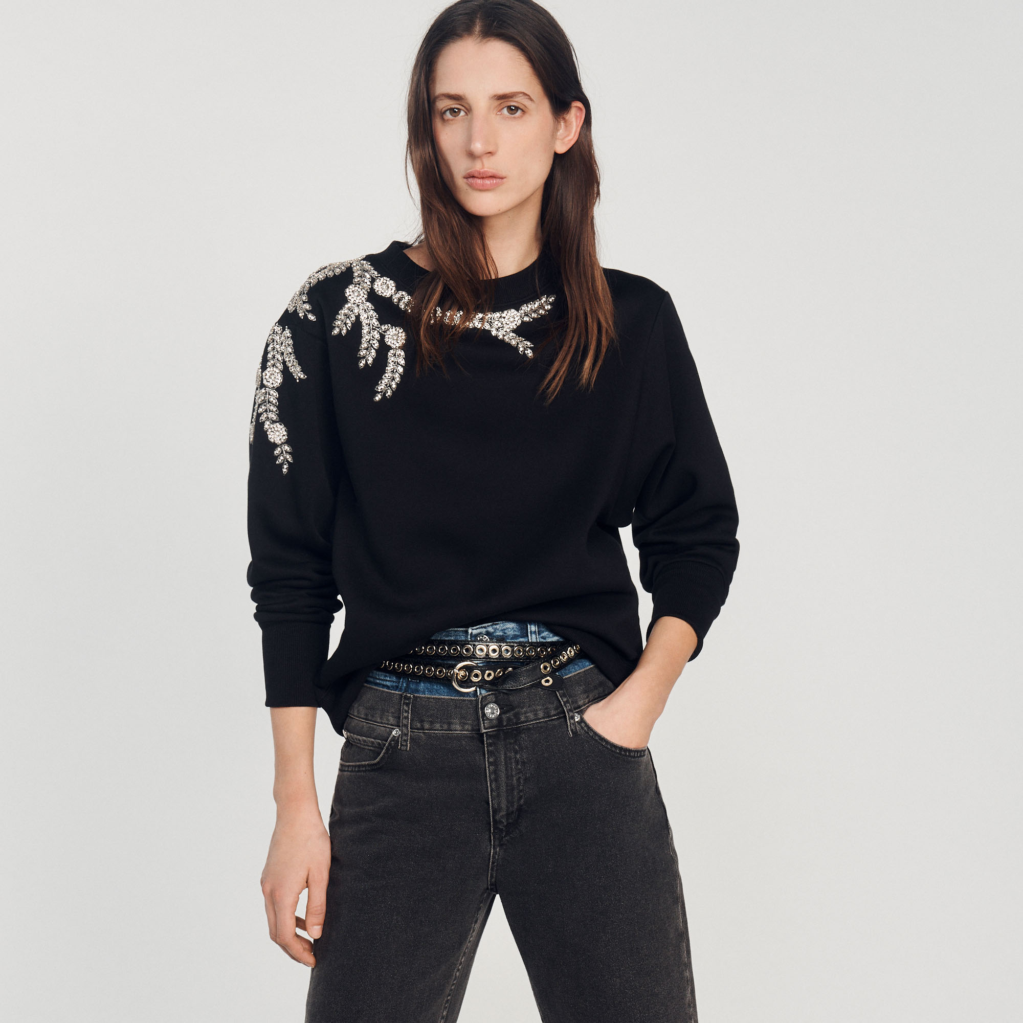 Ceinture en cuir á œillets