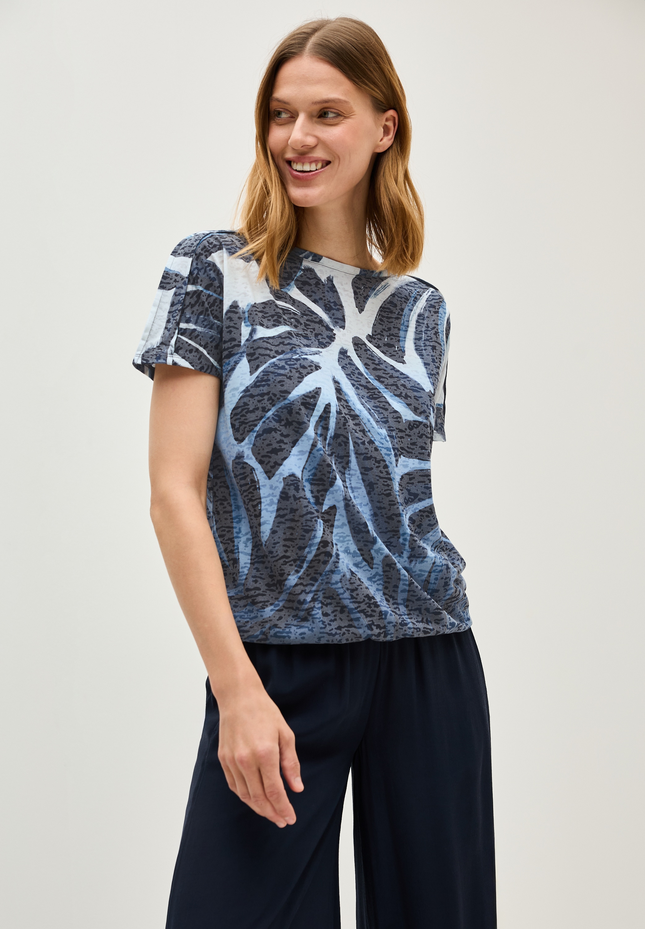 Cecil Print-Shirt , in Ausbrenner-Optik und mit floralem Muster