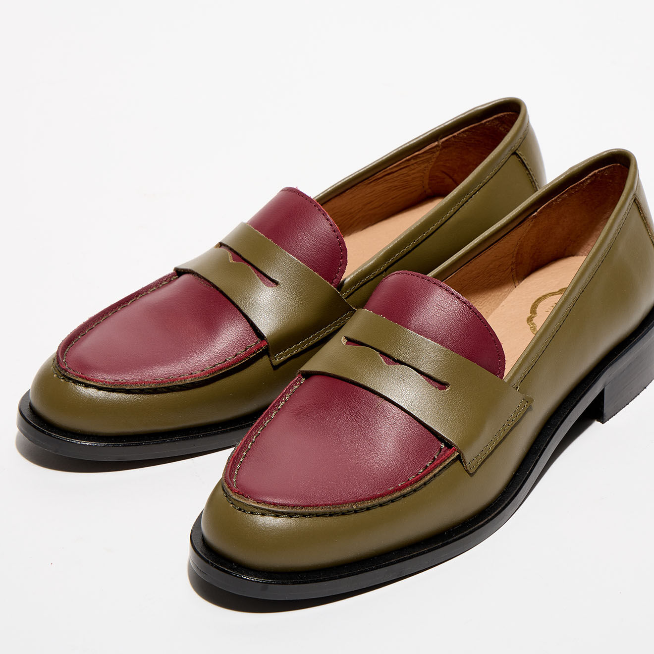 Apologie Mocassins en Cuir Juliette vert/bordeaux