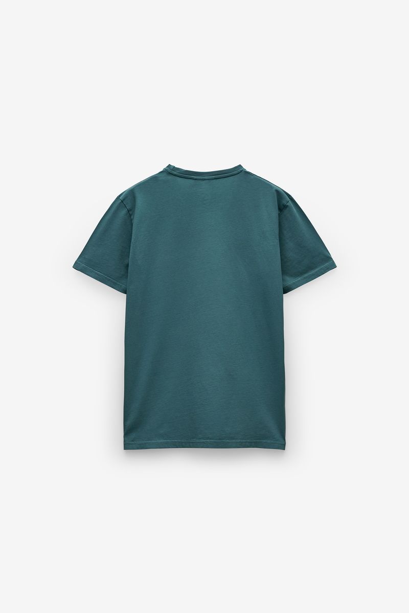 T-SHIRT BÁSICA COM PRINT QUEBRAMAR