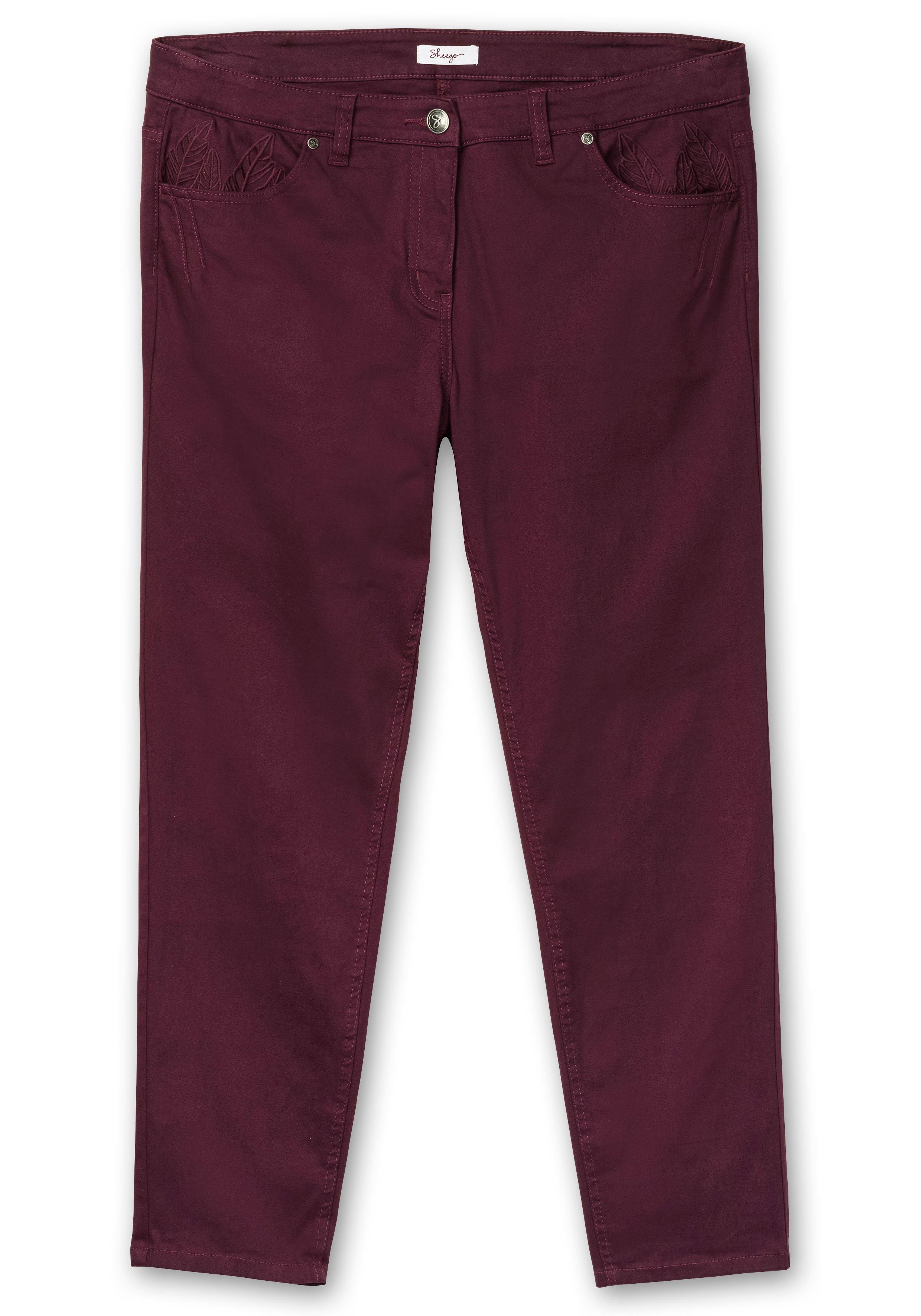 Schmale Twillhose mit Stickerei und Ziernähten