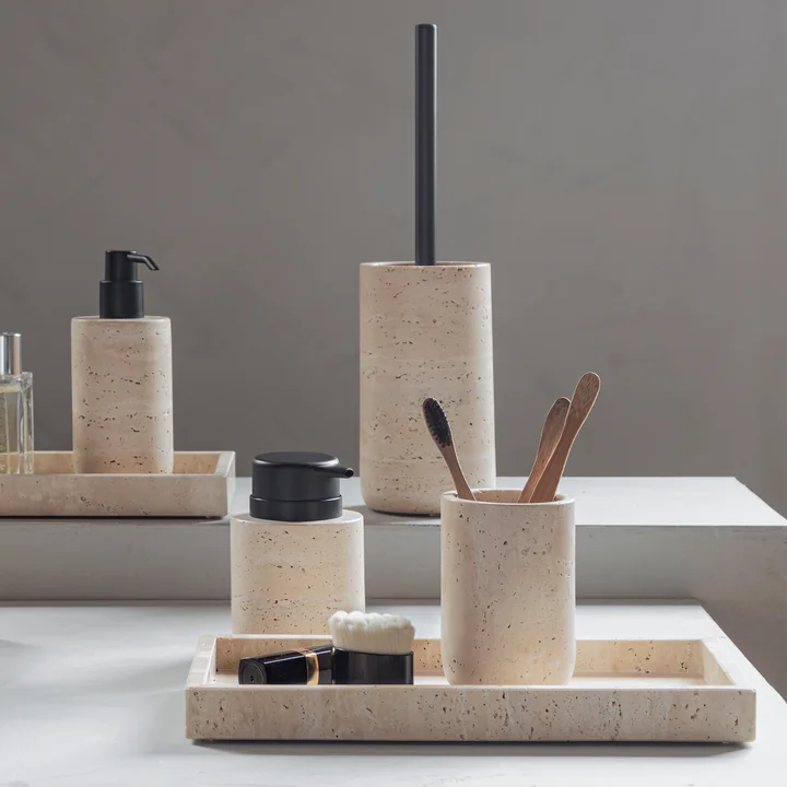 Mette Ditmer - Travertine Cube, leinen