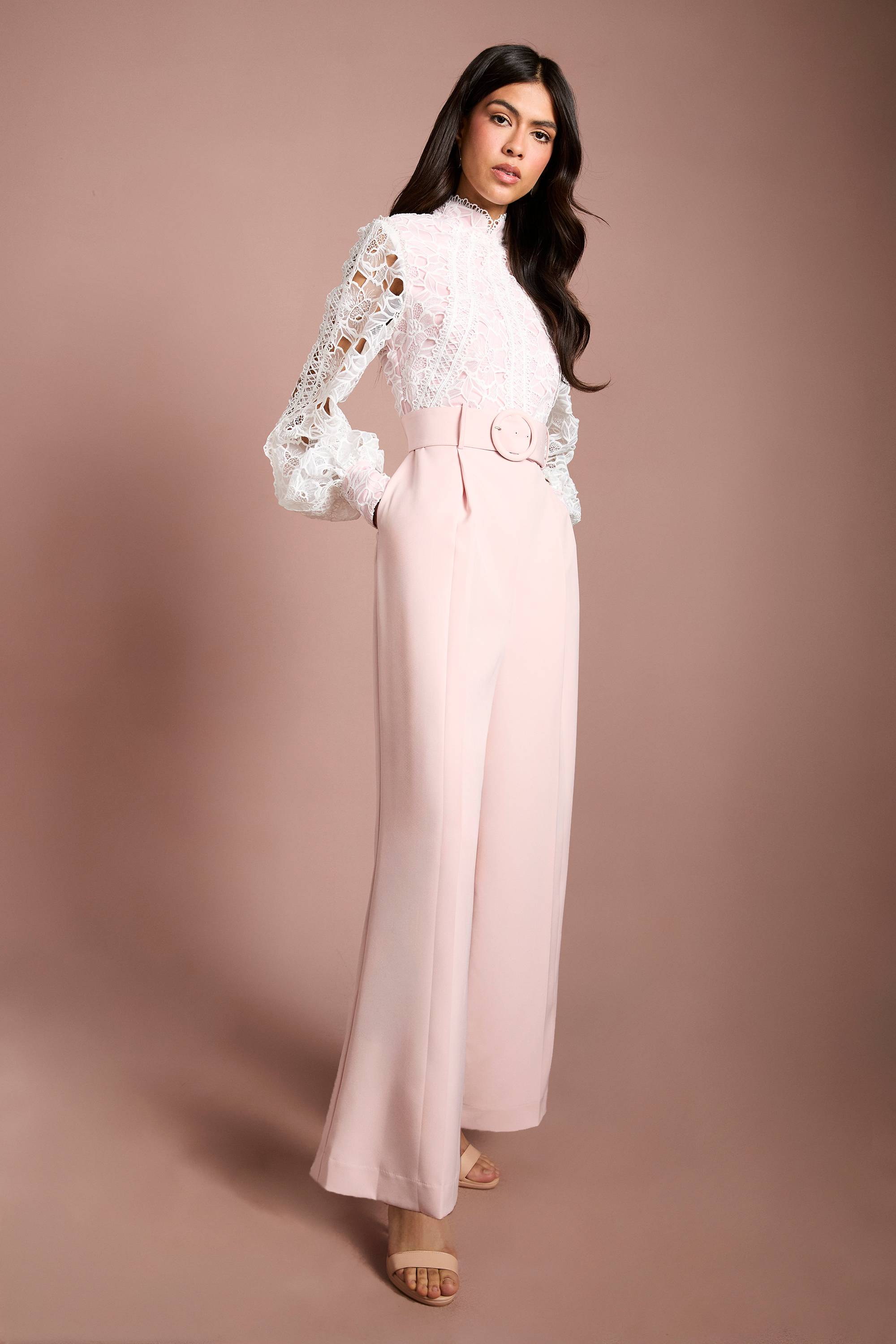 Coast Combinaison à Manches Longues en Dentelle d'Organza avec Ceinture