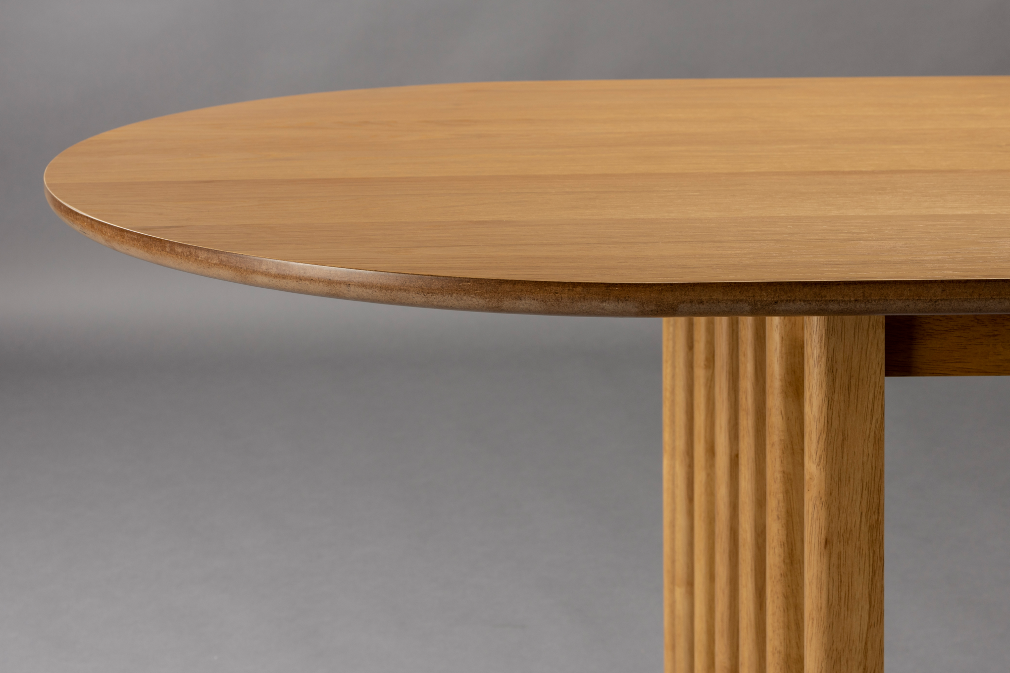 Eettafel Barlet ovaal uitschuifbaar eiken 200-240 X 90 cm