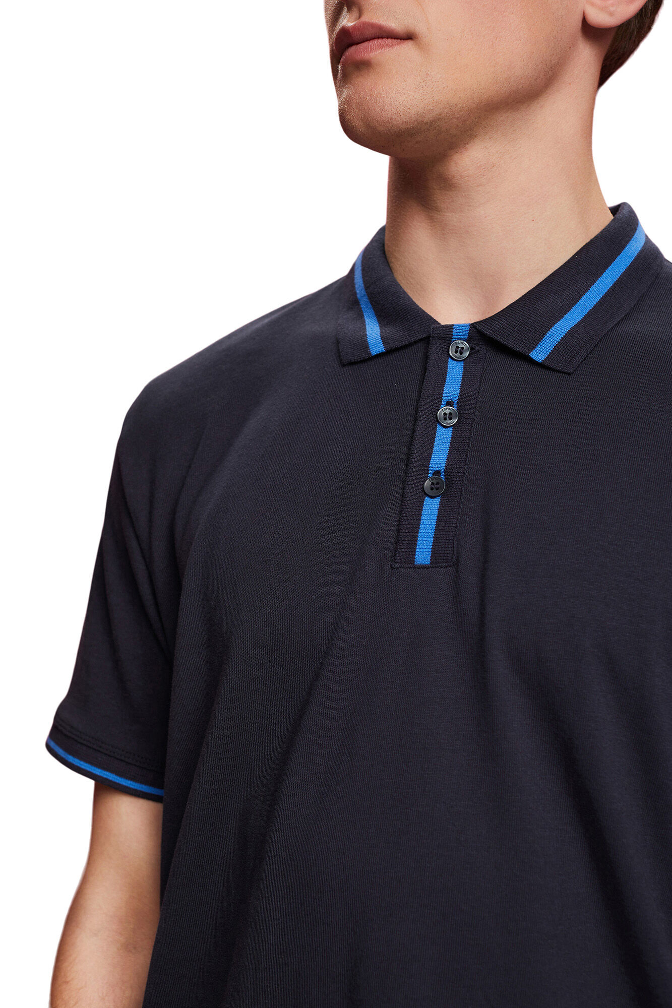 Camisa polo lisa de corte regular em linho - Azul marinho