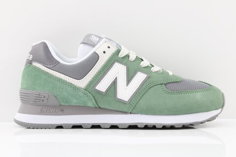 New Balance Sneaker