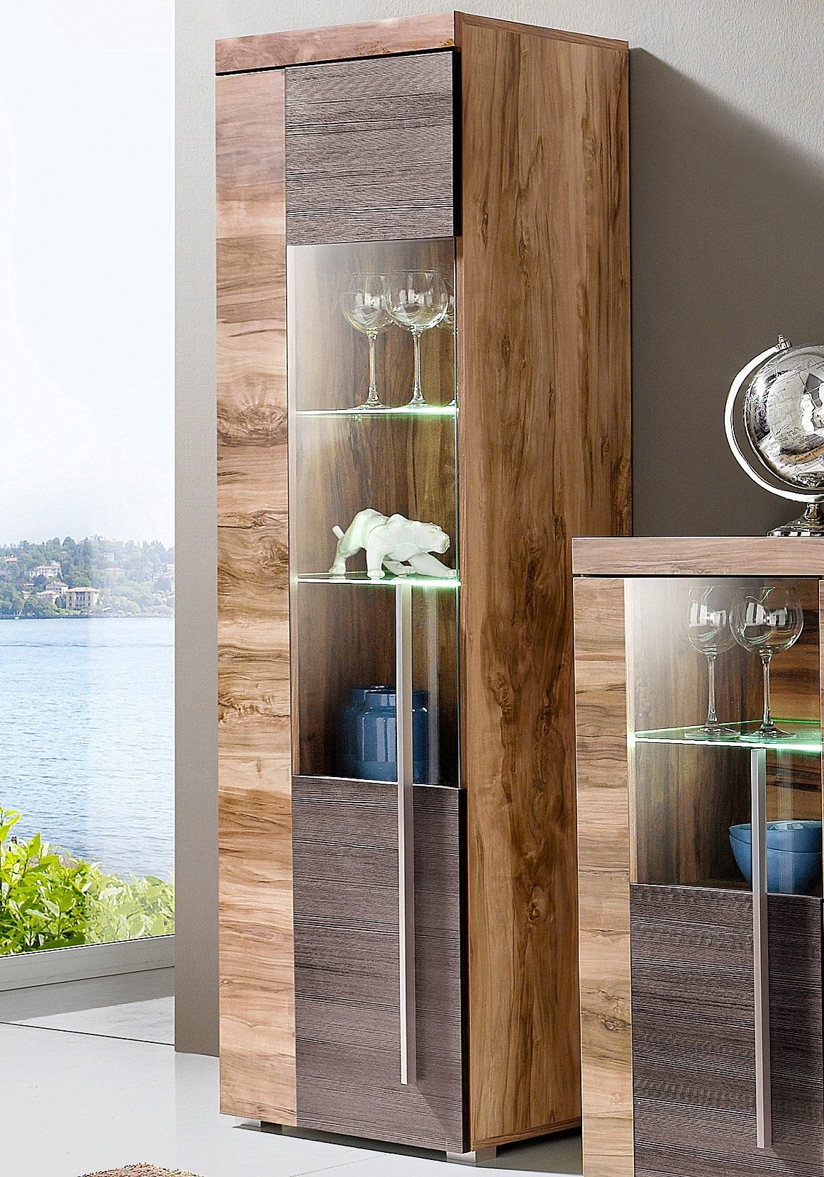 INOSIGN Vitrine »Roger,Höhe 160cm stilvolle Glasvitrine mit verstellbare Glasböden« Standvitrine 1Trg, viel Stauraum, ohne Beleuchtung