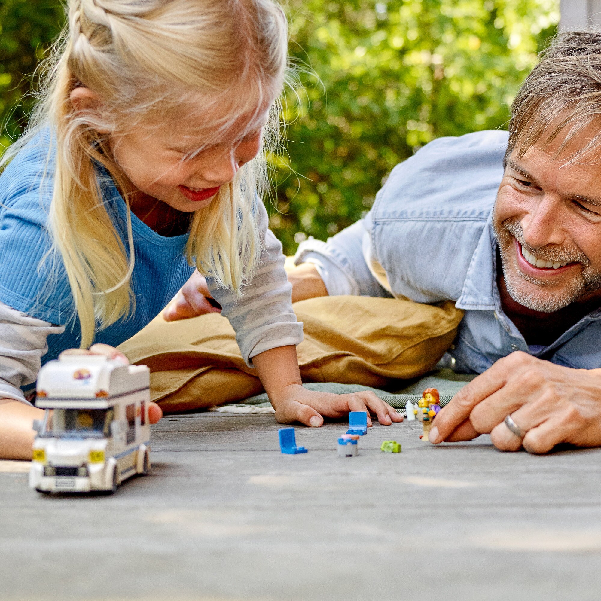 LEGO Konstruktionsspielzeug City Ferien-Wohnmobil