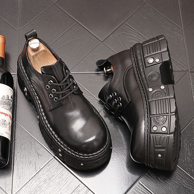 Mr Ozera - Derby-schoenen met studs, veterschoenen en plateauzool en dikke hak