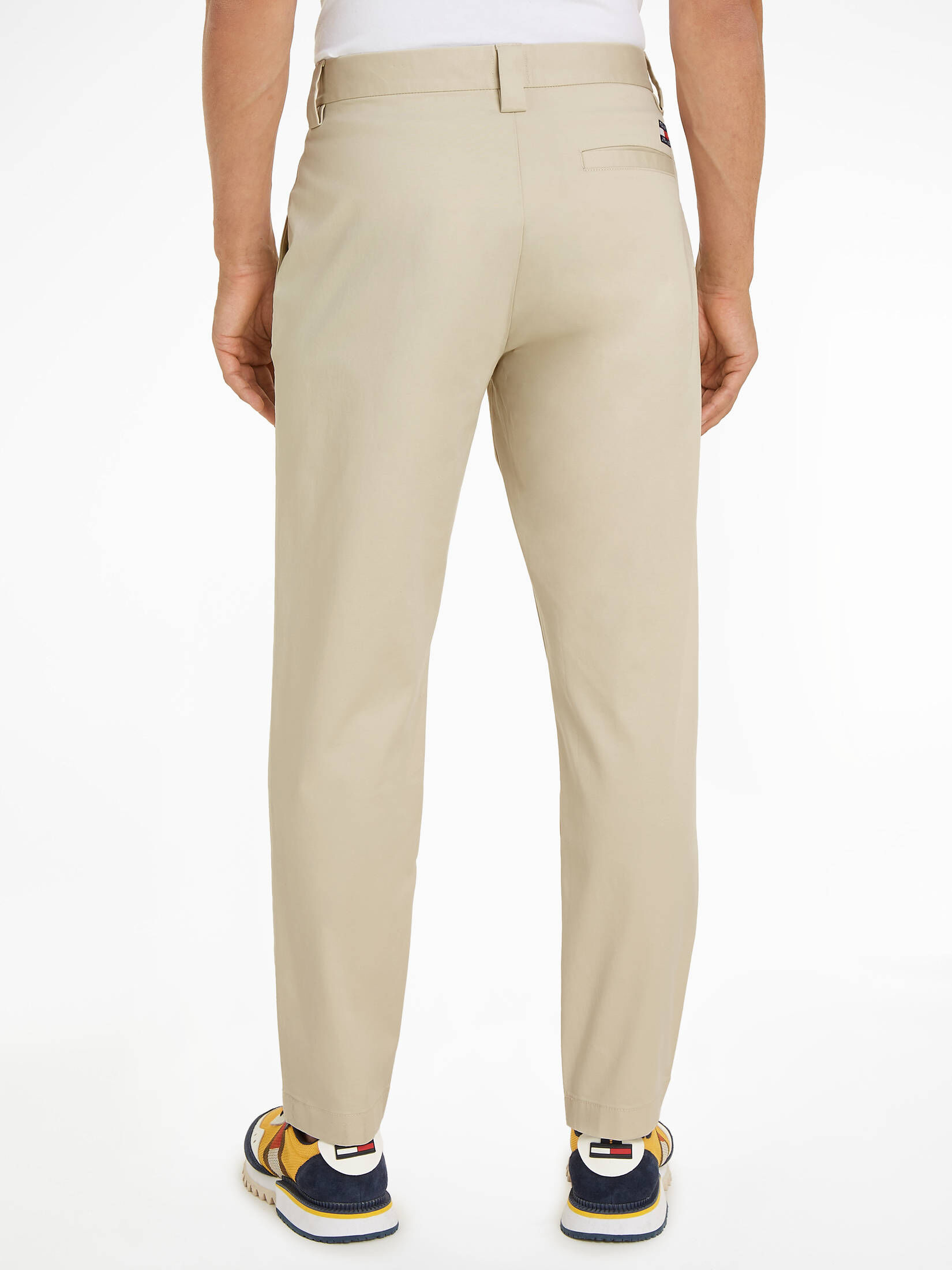 Tommy Jeans| Herren Hose DAD CHINO mit Bio-Baumwolle