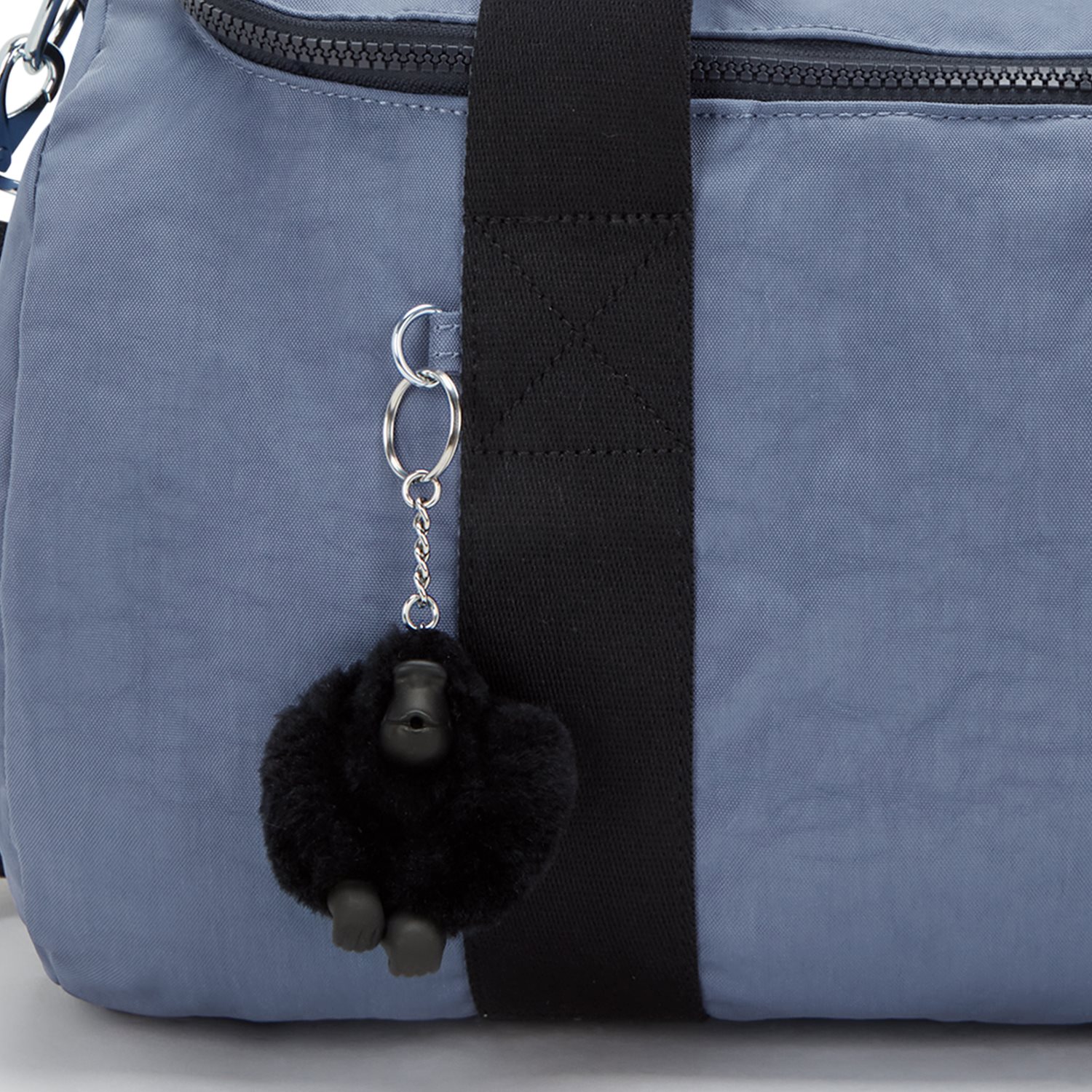 Kipling Argus S blue lover