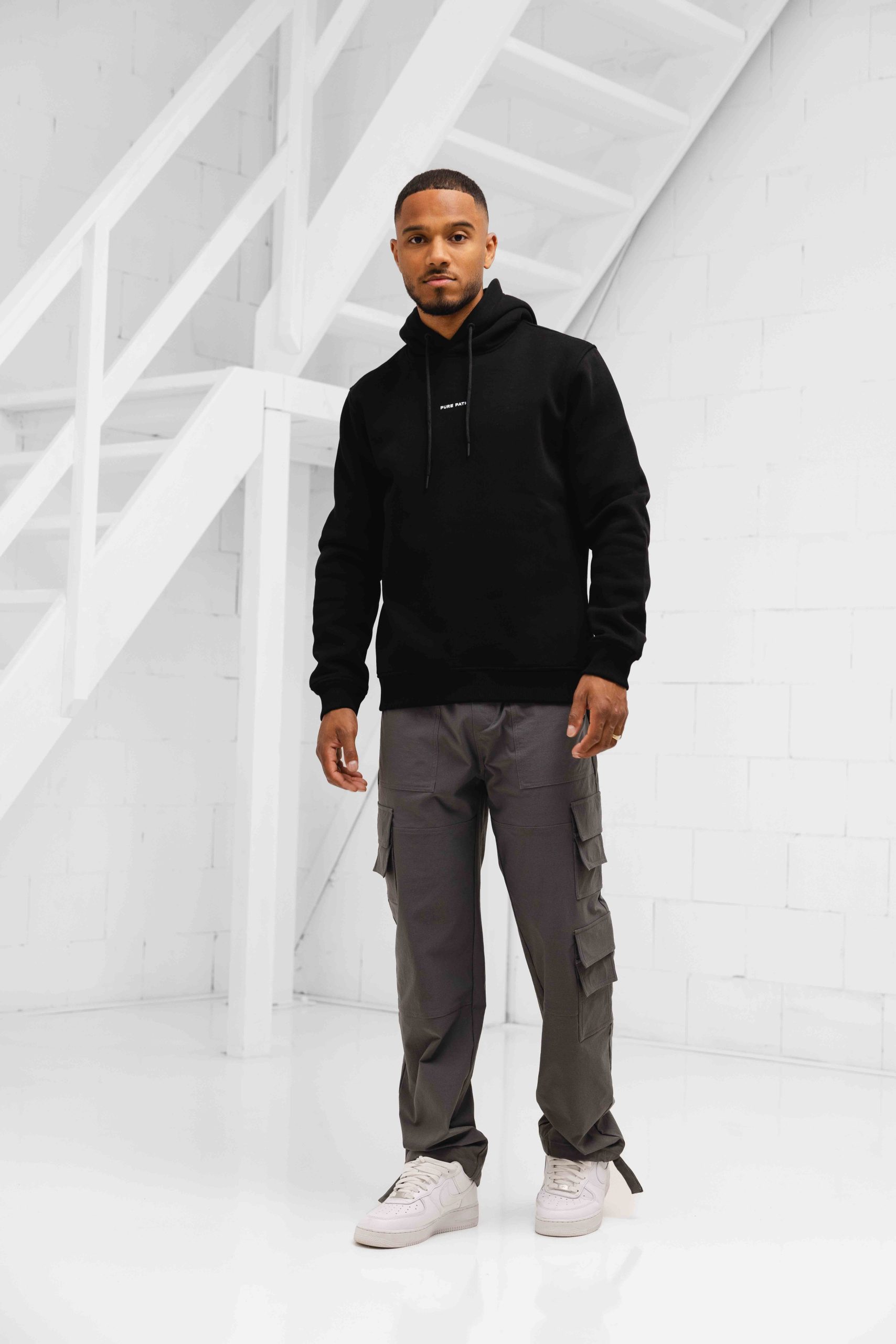 Pure Path Essential Logo Hoodie Heren Zwart