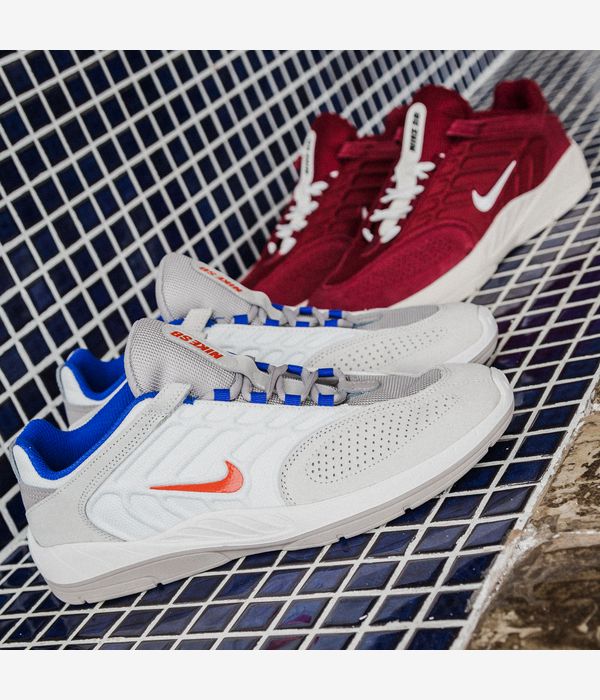 Nike SB Vertebrae Schuh (summit white cosmic clay)