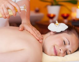 Lomi Lomi Massage in Stuttgart als Geschenkidee