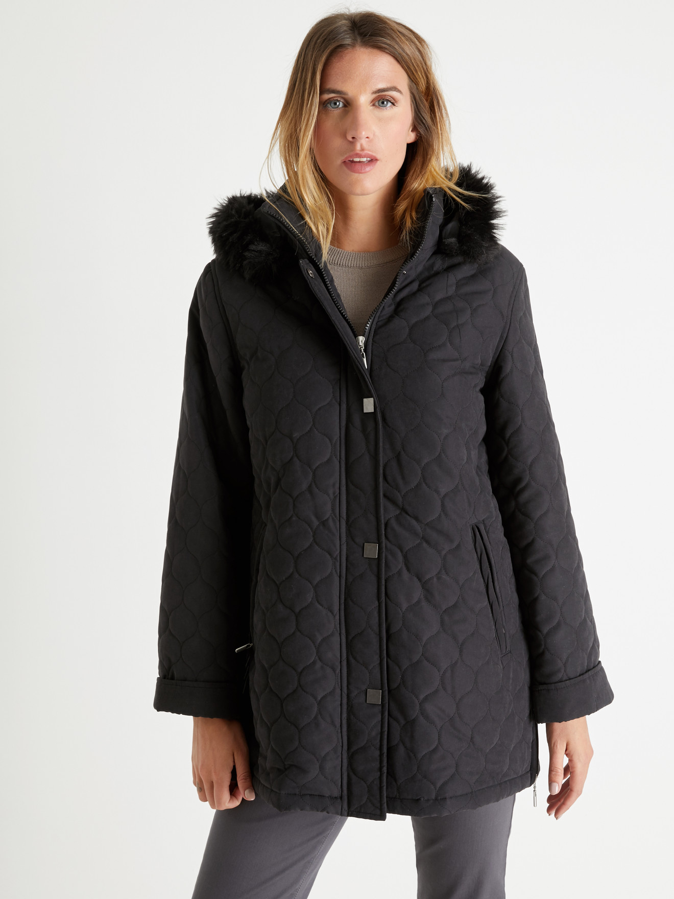 Parka matelassée courte en microfibre