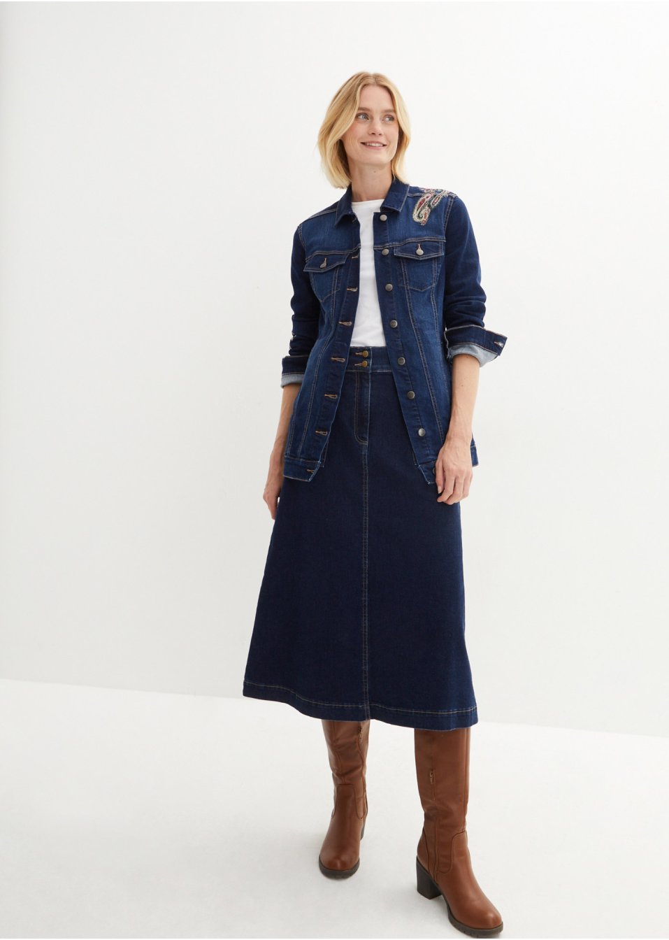 Veste en jean avec broderie