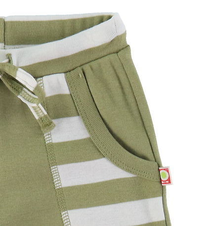 Katvig Shorts - Grün/Weiß gestreift
