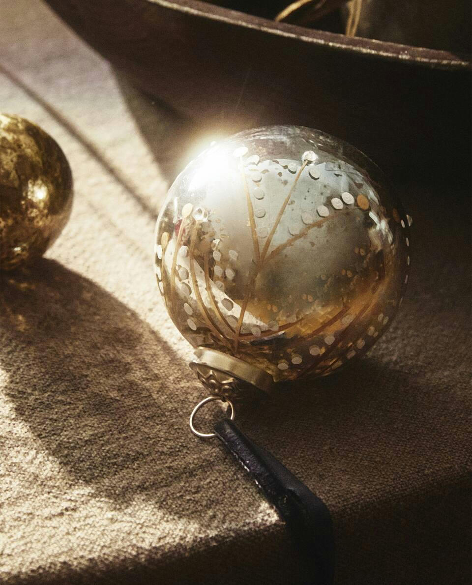Enfeite de Natal em Vidro Pintado