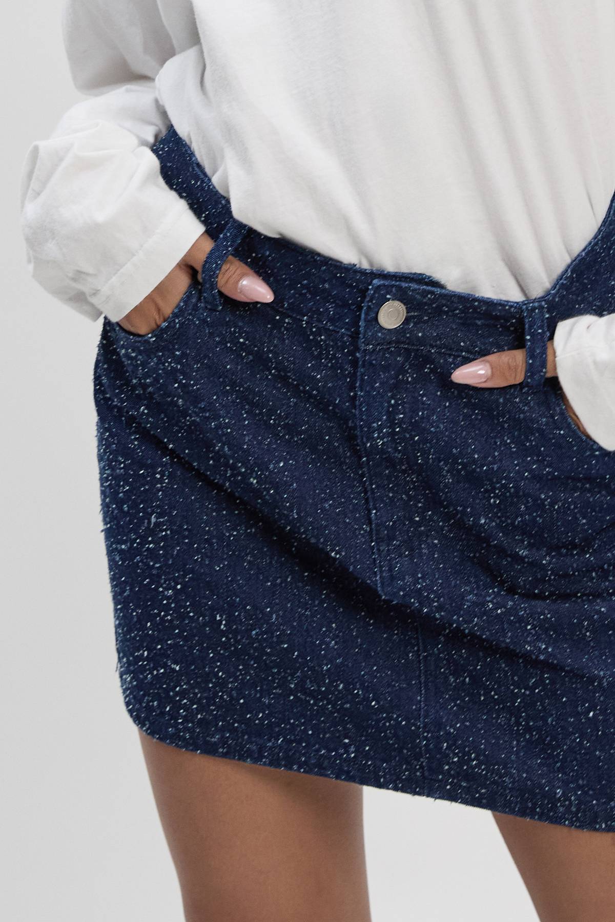 boohoo Jupe mini en denim Bouclé