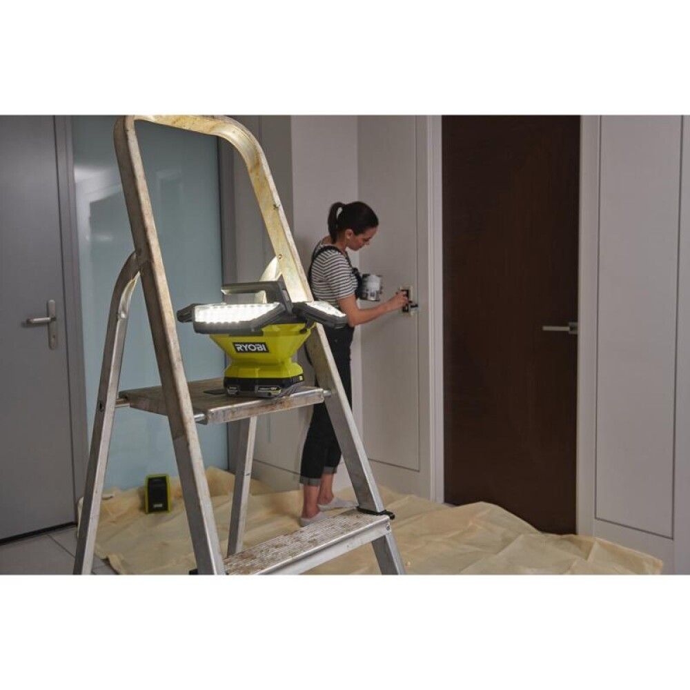 ARBEIDSLAMPERYOBI R18L360-0 ONE+ 18V UTEN BATTERI