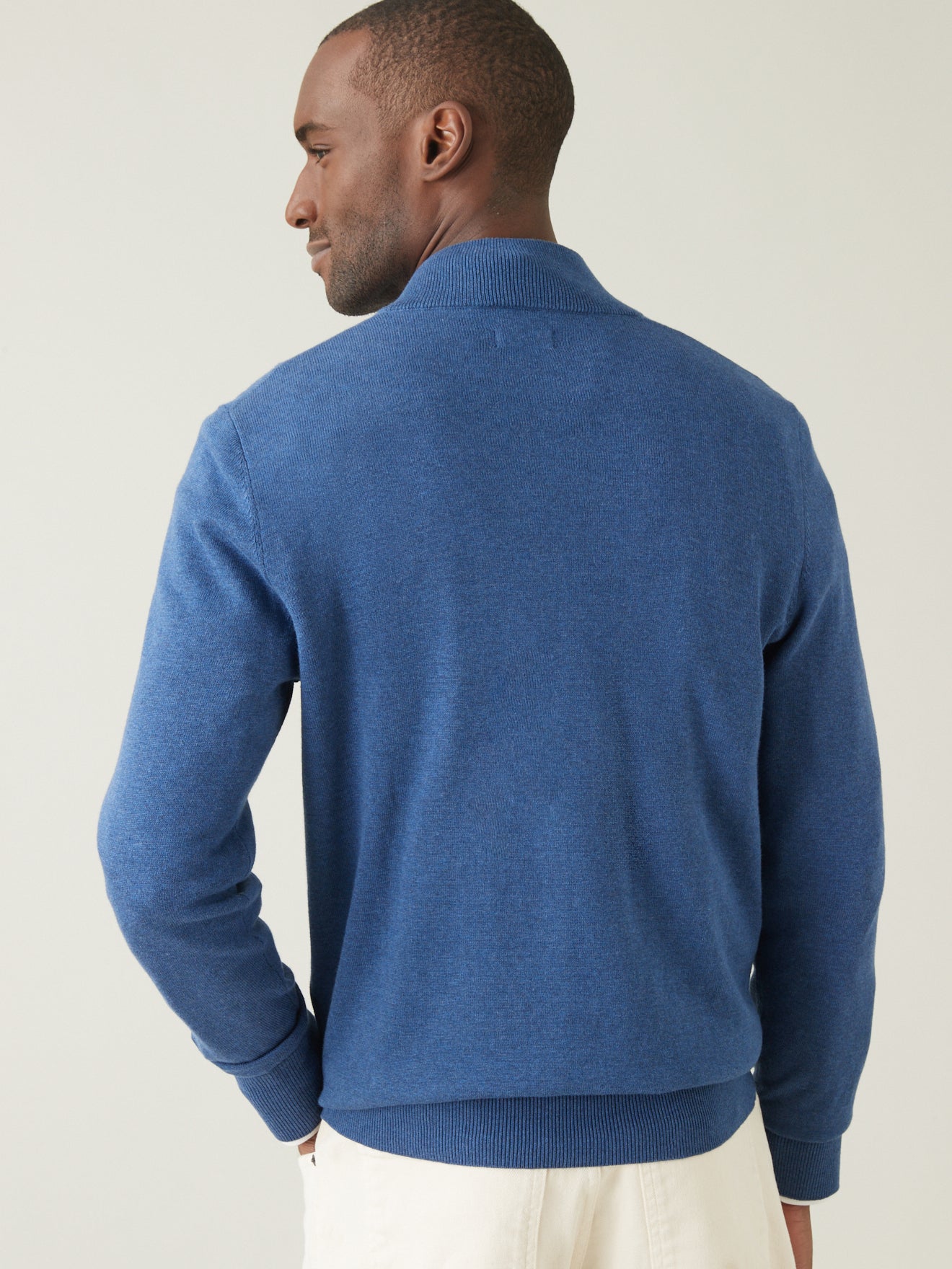 Pull homme col montant zippé