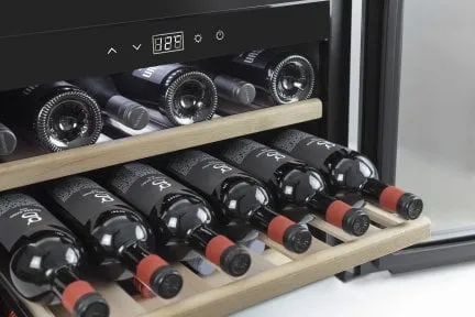 Caso WineSafe 18 EB Inox, Vin køleboks, Indbygget, 18 flaske(r), 60 W, A, Sølv