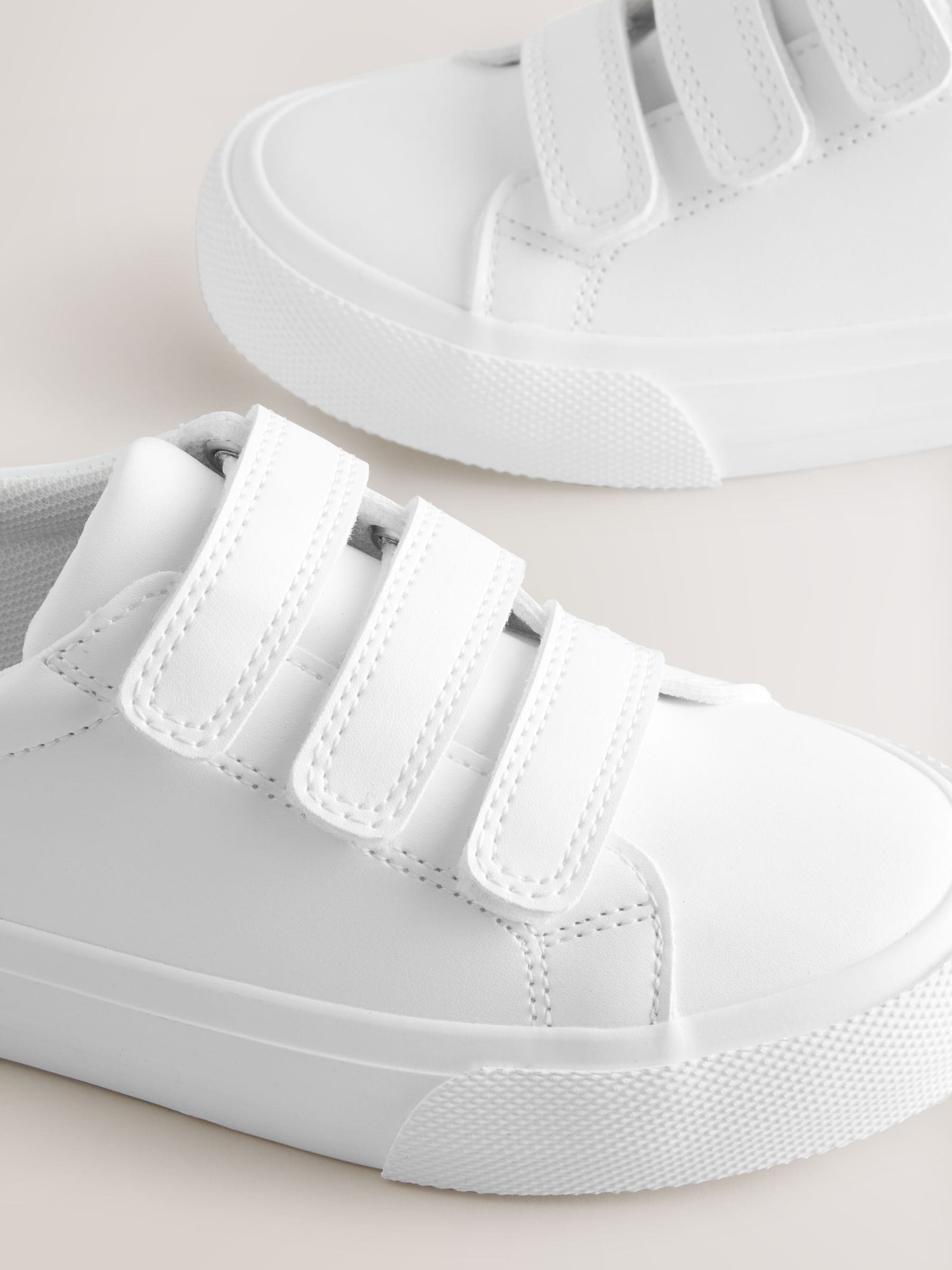 Wit - Touch Fastening Slimme Casual Trainers