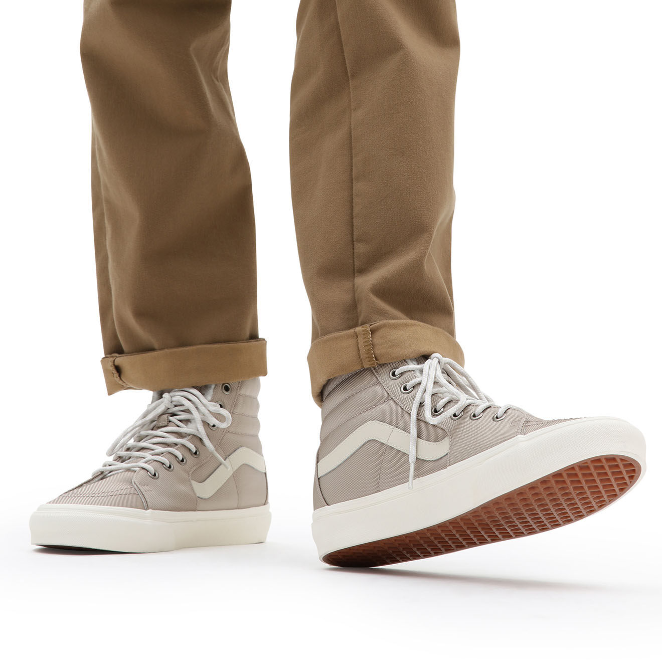 Vans Baskets SK8-Hi fourrées beiges